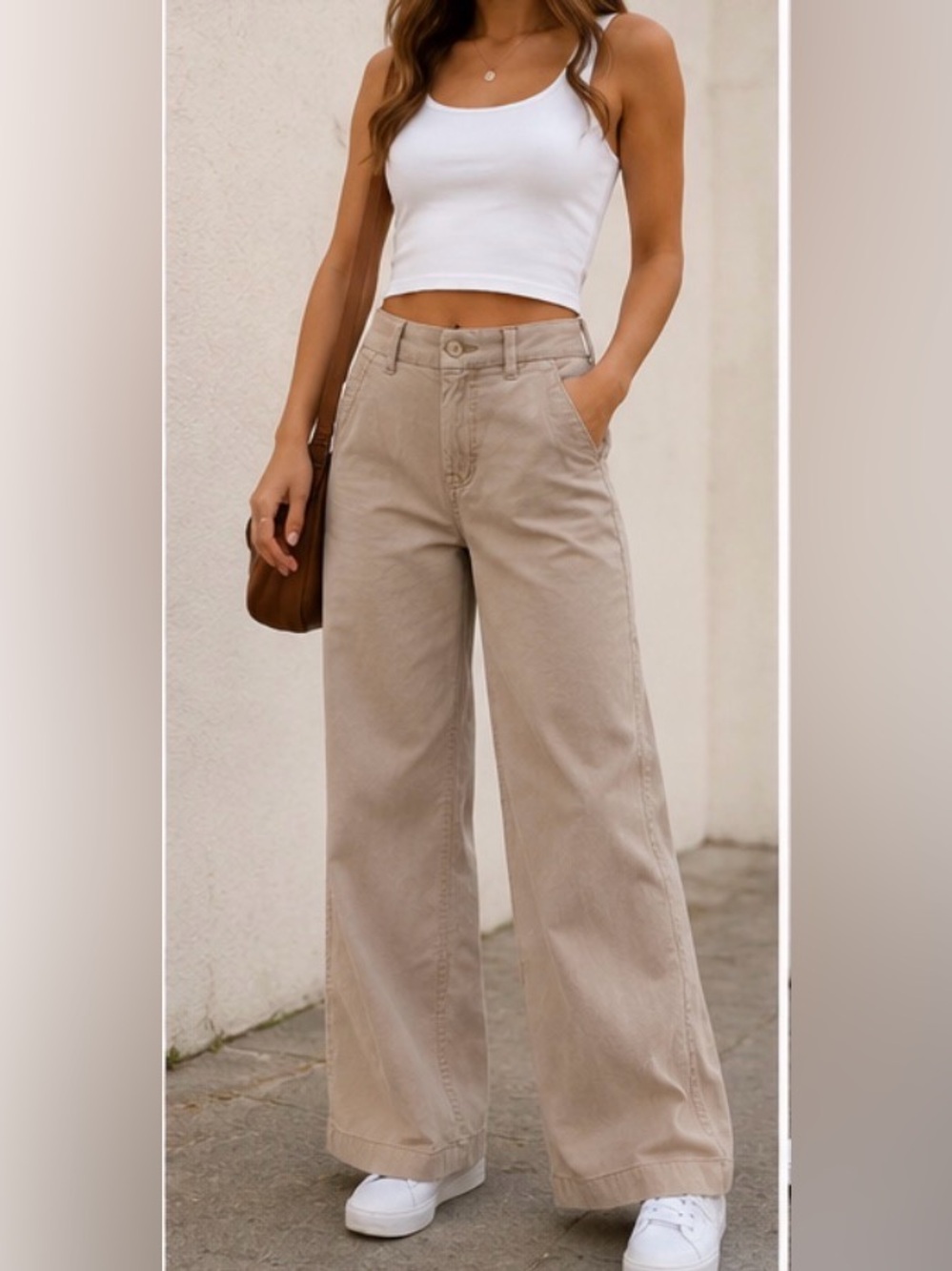 American Eagle Outfitters Stretch Pants in Khaki